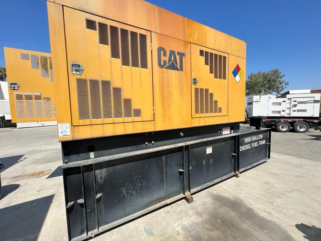 ファッションアイテム人気ランキング 400KW - 3406 Caterpillar Diesel Set Generator ジャケット・アウター