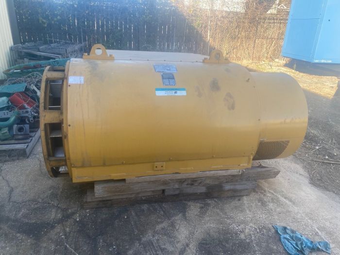 Kato 1500KW, 4160V Continuous Duty Generator End